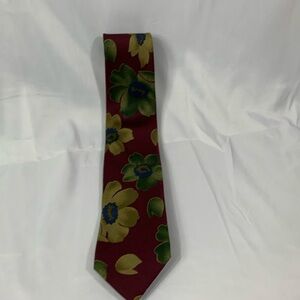 Keswick Ltd. 100% silk necktie floral print